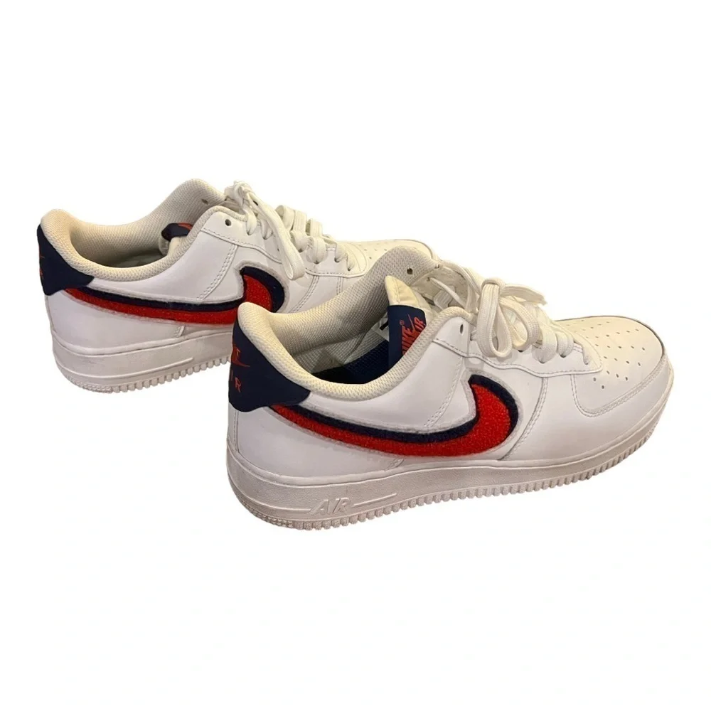 Nike Air Force 1 07 LV8 Chenille Swoosh Size 8